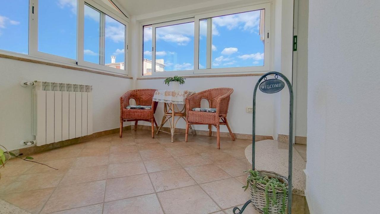 Appartement Stelia à Novigrad Istria Extérieur photo